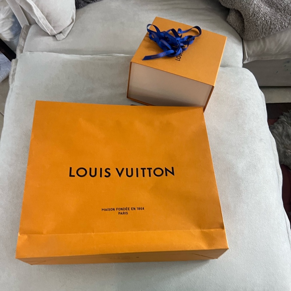 Louis Vuitton Hat Box and Bag with blue ribbon